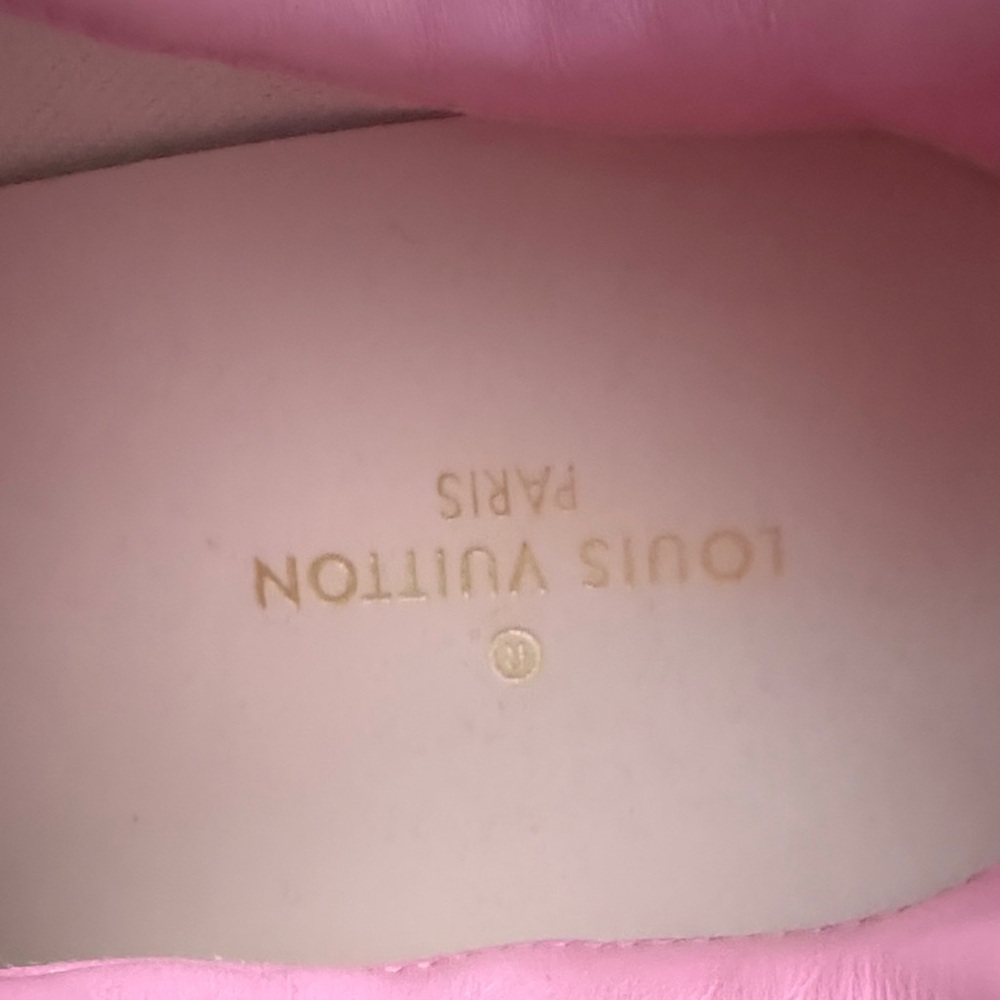 Louis Vuitton Blush Pink Women's Sneakers - Picture 2 of 6